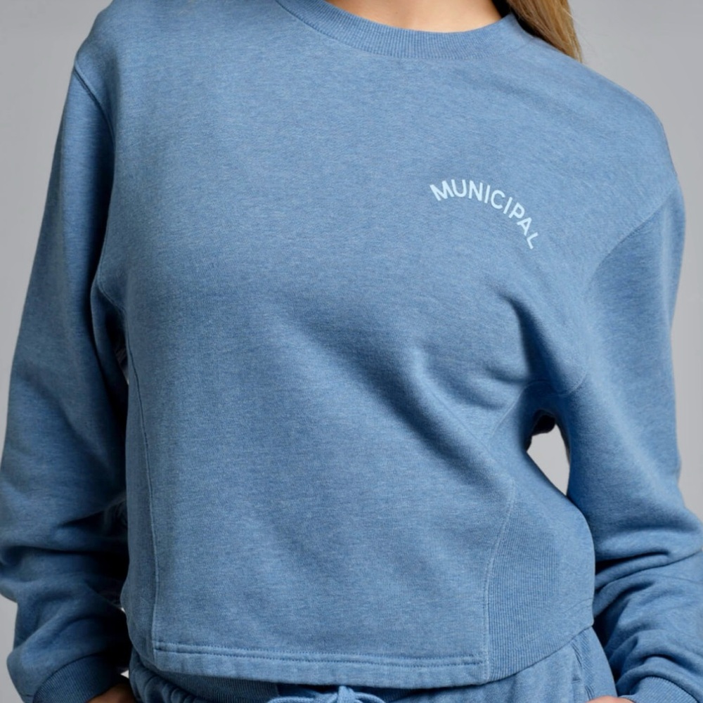 Municipal WOMEN'S FLEECE CREW SWEATSHIRT